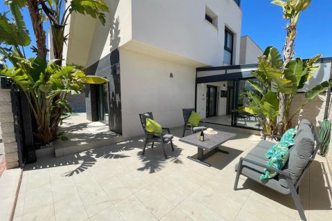 Villa en venta Benijófar, Alicante, España 3 dormitorios, 133 m2 No. 129336 - foto 5