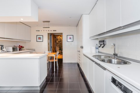 Apartament Madrid, Hiszpania 6 sypialni, 358 mkw. nr 121396 – zdjęcie 12