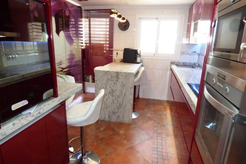 Продажа квартиры Эль Кампельо, Аликанте, Испания 3 спальни, 120м2 №128826 - фото 11