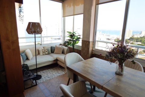 Продажа квартиры Эль Кампельо, Аликанте, Испания 3 спальни, 120м2 №128826 - фото 3