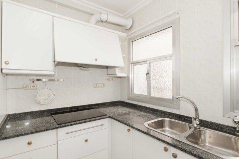 Продажа квартиры в Севилья, Испания 3 спальни, 130м2 №122196 - фото 28