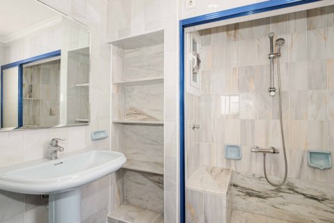 Продажа квартиры в Севилья, Испания 3 спальни, 130м2 №122196 - фото 15