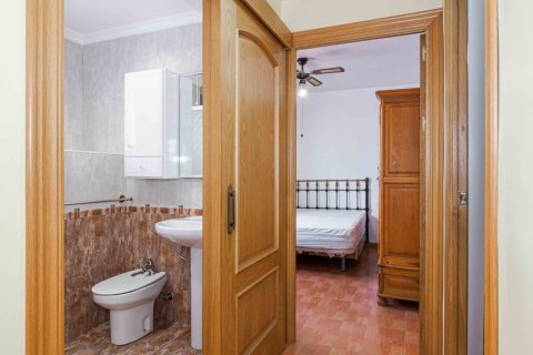 Продажа квартиры в Севилья, Испания 3 спальни, 130м2 №122196 - фото 20