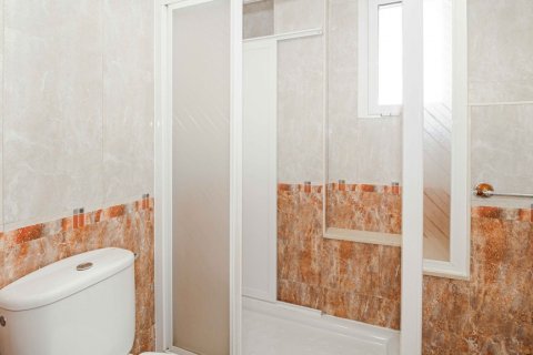 Продажа квартиры в Севилья, Испания 3 спальни, 130м2 №122196 - фото 23