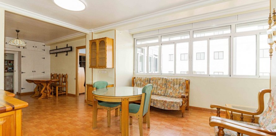 Квартира в Севилья, Испания 3 спальни, 130м2 №122196