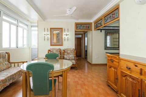 Продажа квартиры в Севилья, Испания 3 спальни, 130м2 №122196 - фото 3