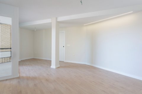 Продажа квартиры в Малага, Испания 2 спальни, 97м2 №122198 - фото 4