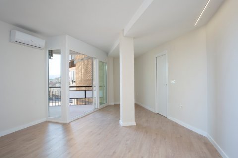 Продажа квартиры в Малага, Испания 2 спальни, 97м2 №122198 - фото 3