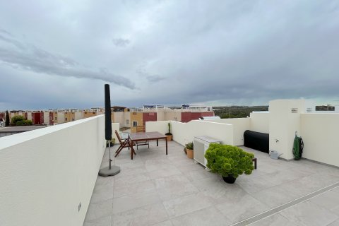 Apartment for sale Torrevieja, Alicante, Spain 2 bedrooms, 85 sq.m. No. 124939 - photo 1