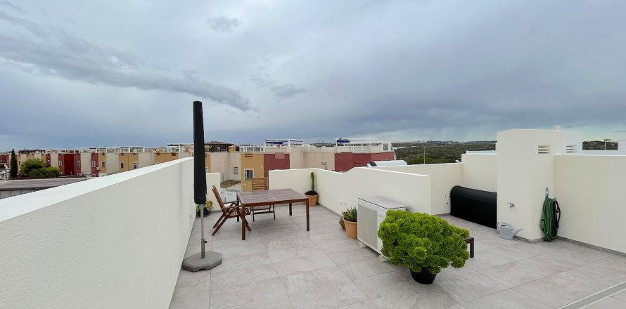 Apartment Torrevieja, Alicante, Spain 2 bedrooms, 85 sq.m. No. 124939
