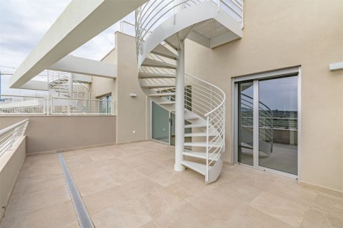 Penthäuser zum Verkauf Estepona, Malaga, Spanien 2 Schlafzimmer, 208 m2 Nr. 127408 - Foto 2