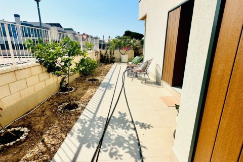 Tontti myytävänä San Juan, Alicante, Espanja, 2 makuuhuonetta, 80 m2 No. 127365 - kuva 19