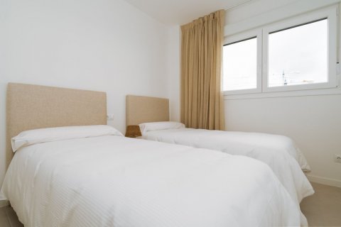 Apartment for sale Estepona, Malaga, Spain 2 bedrooms, 90 sq.m. No. 127407 - photo 16