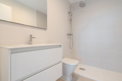 Apartment for sale Estepona, Malaga, Spain 2 bedrooms, 90 sq.m. No. 127407 - photo 20
