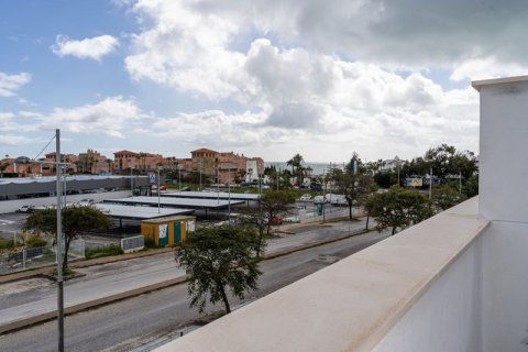 Apartment for sale Estepona, Malaga, Spain 2 bedrooms, 90 sq.m. No. 127407 - photo 6