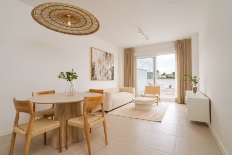 Apartment for sale Estepona, Malaga, Spain 2 bedrooms, 90 sq.m. No. 127407 - photo 11