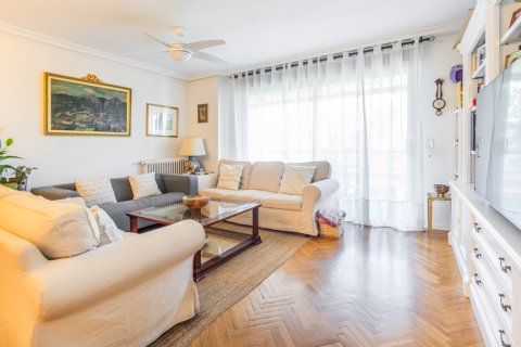 Apartamento en venta Alcobendas, Madrid, España 4 dormitorios, 173.13 m2 No. 121886 - foto 2