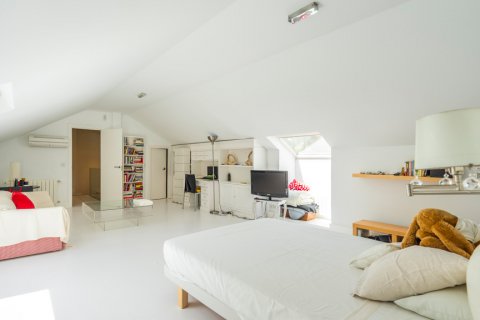 Продажа виллы в Сьюдалькампо, Мадрид, Испания 5 спален, 547м2 №121890 - фото 9