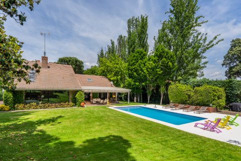 Продажа виллы в Сьюдалькампо, Мадрид, Испания 5 спален, 547м2 №121890 - фото 4