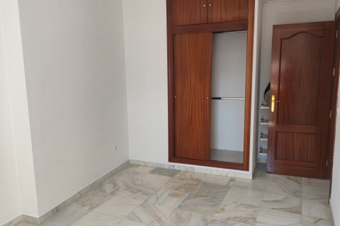 Аренда дуплекса в Севилья, Испания 2 спальни, 85м2 №121887 - фото 21