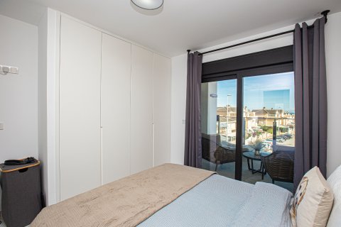 Lägenhet till salu La Zenia, Alicante, Spanien 2 sovrum, 89 kvm. Nr. 126984 - foto 26