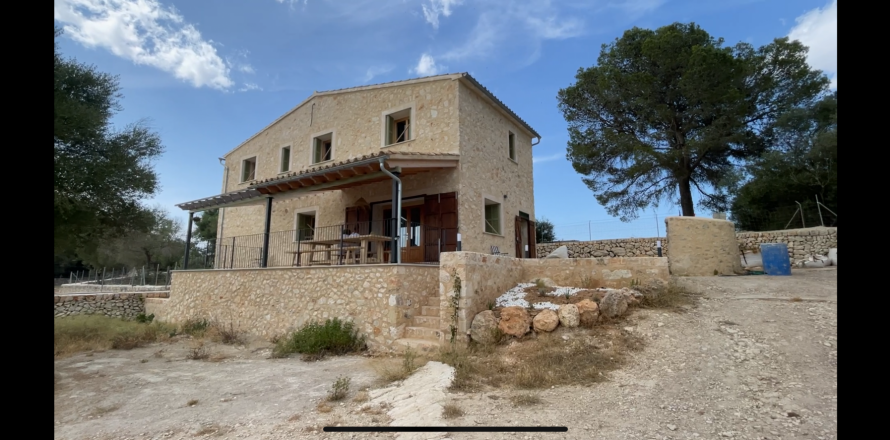 Finca Lloret De Vistalegre, Mallorca, Spagna 3 camere da letto, 120 mq. N° 128287