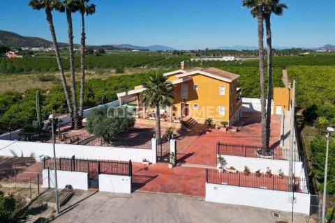 Villa for sale Orihuela, Alicante, Spain 5 bedrooms, 400 sq.m. No. 121146 - photo 13