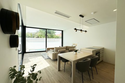 Huvila myytävänä Torre de la Horadada, Alicante, Espanja, 3 makuuhuonetta, 160 m2 No. 132577 - kuva 26