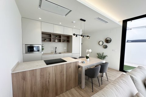 Huvila myytävänä Torre de la Horadada, Alicante, Espanja, 3 makuuhuonetta, 160 m2 No. 132577 - kuva 28