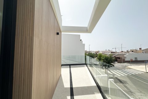 Huvila myytävänä Torre de la Horadada, Alicante, Espanja, 3 makuuhuonetta, 160 m2 No. 132577 - kuva 12