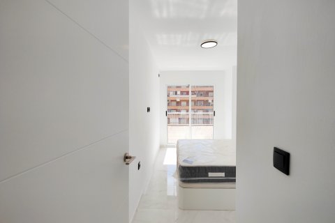 Apartment à vendre Alicante, Espagne, 2 chambres, 70 m2 No. 125626 - photo 25