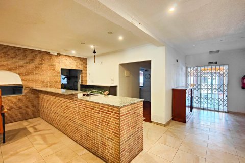 Apartment for sale Torrevieja, Alicante, Spain 6 bedrooms, 270 sq.m. No. 125623 - photo 16