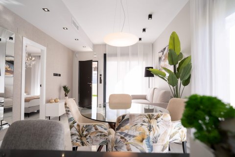 Продажа бунгало в Пилар де ла Орадада, Аликанте, Испания 2 спальни, 72м2 №123162 - фото 17