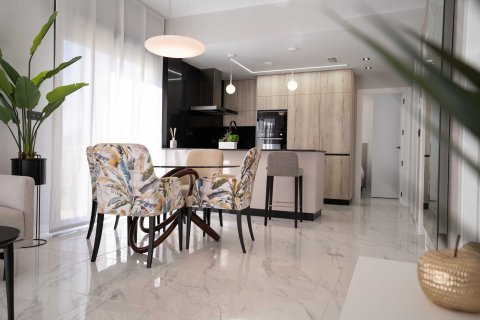 Продажа бунгало в Пилар де ла Орадада, Аликанте, Испания 2 спальни, 72м2 №123162 - фото 15