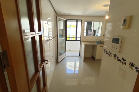 Apartment for sale Torrevieja, Alicante, Spain 3 bedrooms, 140 sq.m. No. 125411 - photo 27
