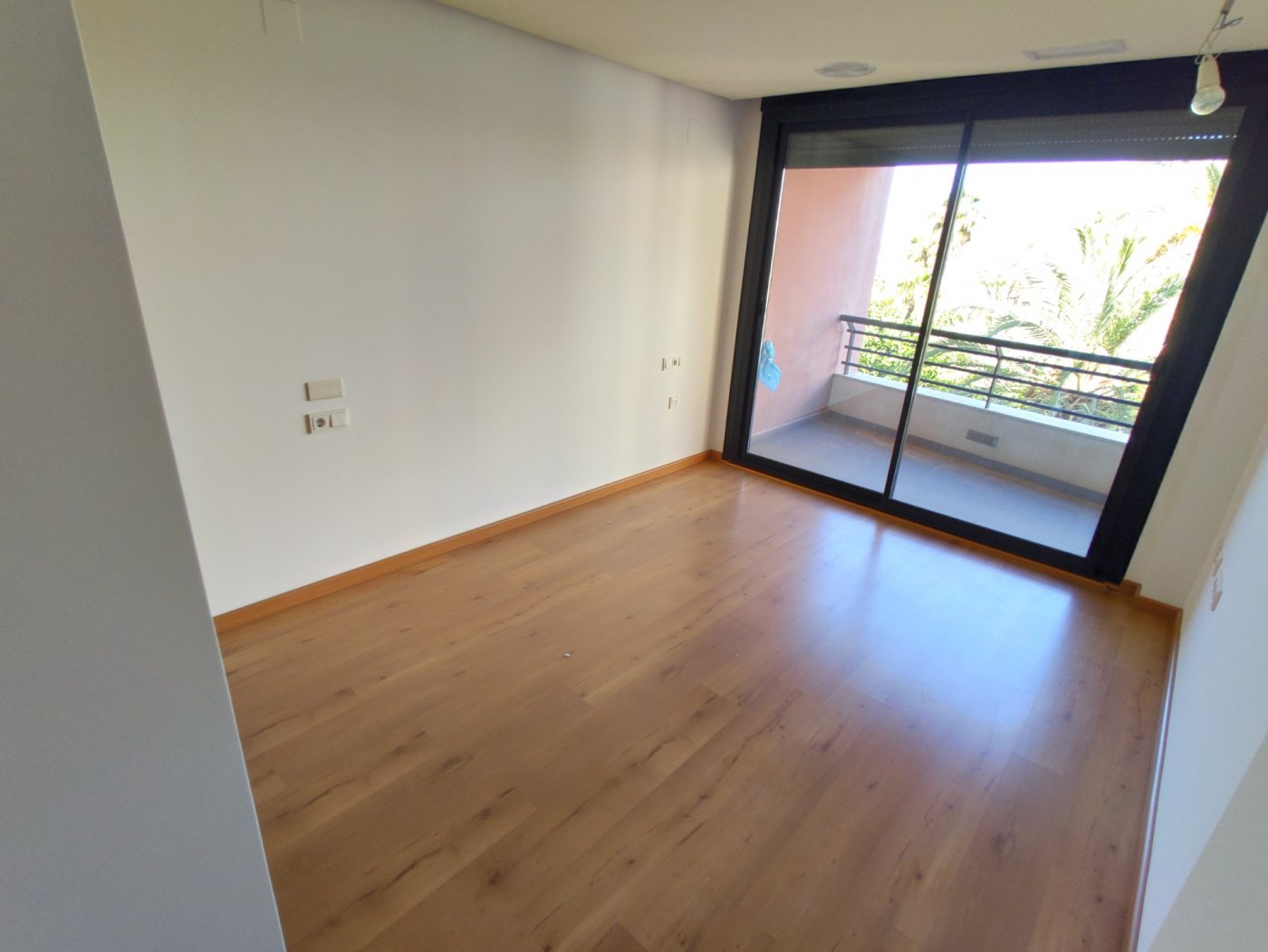 Apartment in Torrevieja, Alicante, Spain 3 bedrooms, 140 sq.m. No. 125411