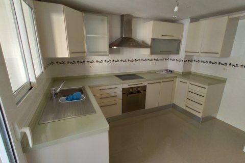 Apartment for sale Torrevieja, Alicante, Spain 3 bedrooms, 140 sq.m. No. 125411 - photo 28
