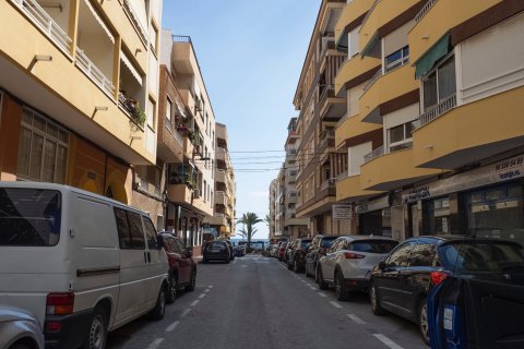 Wohnung zum Verkauf Torrevieja, Alicante, Spanien 3 Schlafzimmer, 148 m2 Nr. 127000 - Foto 18