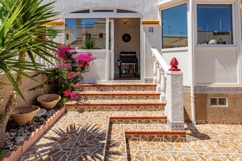 Kamienica Torrevieja, Alicante, Hiszpania 3 sypialnie, 87 mkw. nr 126996 – zdjęcie 28