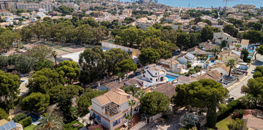 Townhouse La Zenia, Alicante, Espagne 3 chambres, 90 m2 No. 126998