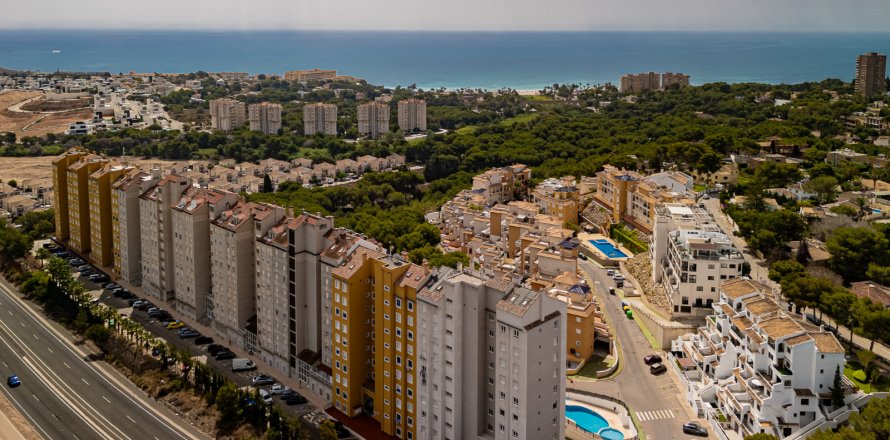 Apartment Campoamor, Alicante, Espagne 2 chambres, 79 m2 No. 126997