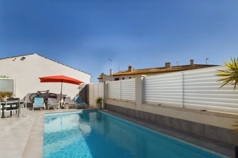 Villa for sale Los Alcazares, Murcia, Spain 3 bedrooms,  No. 131974 - photo 11