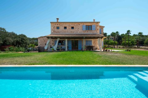 Finca for sale Algaida, Mallorca, Spain 4 bedrooms, 523 sq.m. No. 131029 - photo 1