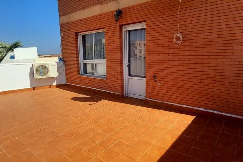 Townhouse à vendre Torrevieja, Alicante, Espagne, 5 chambres, 230 m2 No. 129725 - photo 1