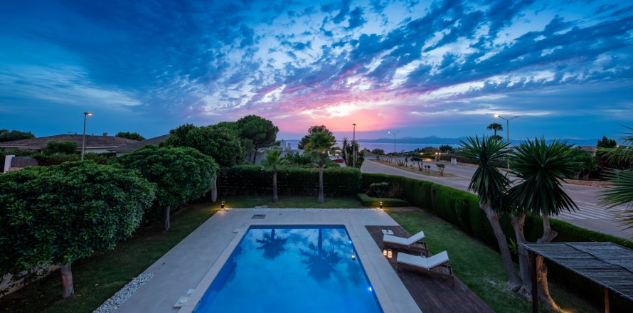 Villa Sa Torre, Mallorca, Spain 4 bedrooms, 321 sq.m. No. 130997