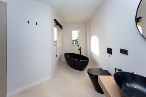 Villa for sale Sa Torre, Mallorca, Spain 4 bedrooms, 321 sq.m. No. 130997 - photo 17