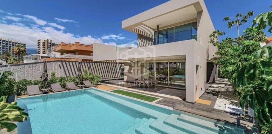Villa Arona, Tenerife, Spanien 4 Schlafzimmer, 300 m2 Nr. 130895