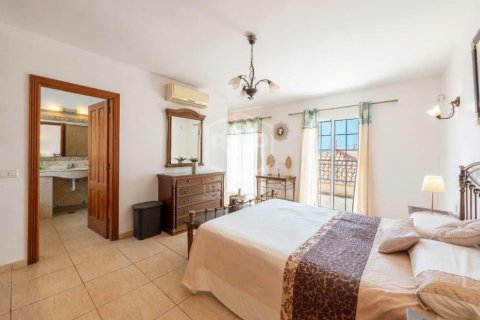 Villa for sale San Miguel de Abona, Tenerife, Spain 8 bedrooms, 530 sq.m. No. 130897 - photo 28