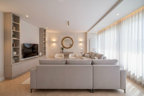 Apartment à vendre Madrid, Espagne, 3 chambres, 192 m2 No. 127213 - photo 2
