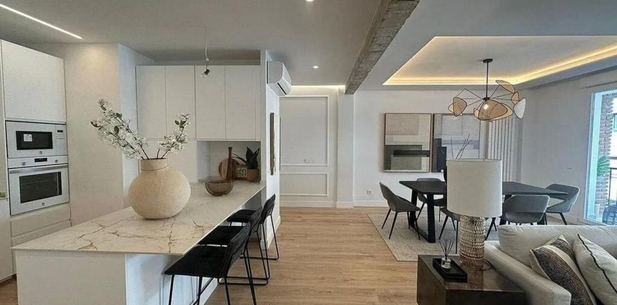 Apartment Madrid, Spain 4 bedrooms, 204 sq.m. No. 127212